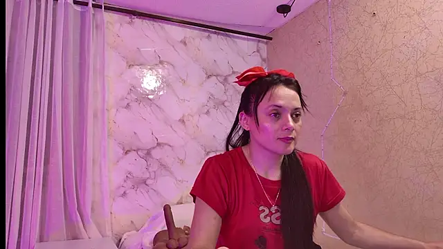 QueenSallyDesire online show from 03.14.26