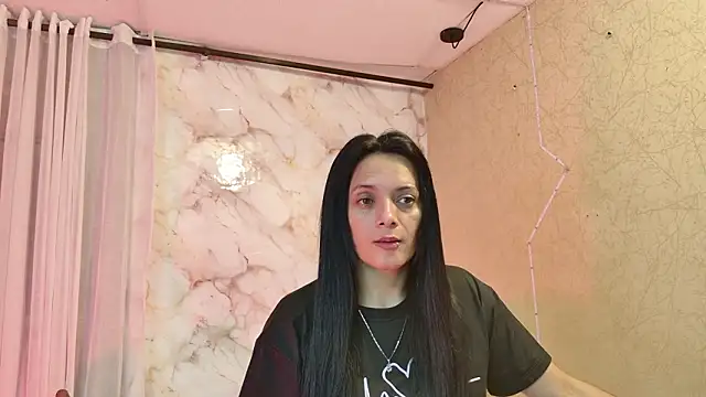 QueenSallyDesire online show from 03.21.26