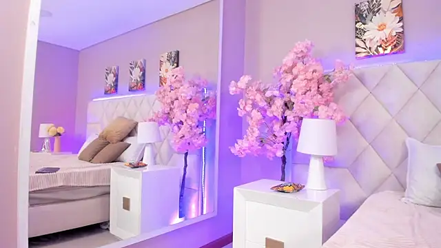 Bianca Monroe  online show from 04.07.26