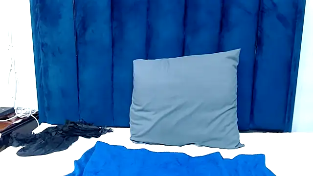 Snapshot of CrazeAss chatting on 03.22.26 CrazeAss online show from 03.22.26