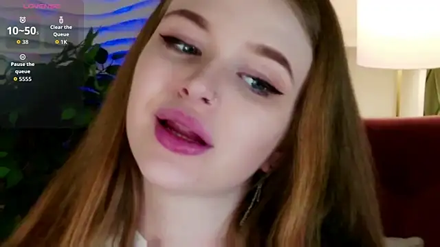 Snapshot of RinKittyy chatting on 04.16.26 RinKittyy online show from 04.16.26