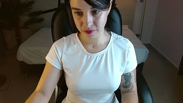 Anne blake online show from 04.24.26