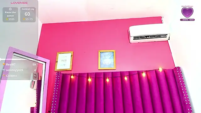 curvybuffgirllll online show from 03.19.26