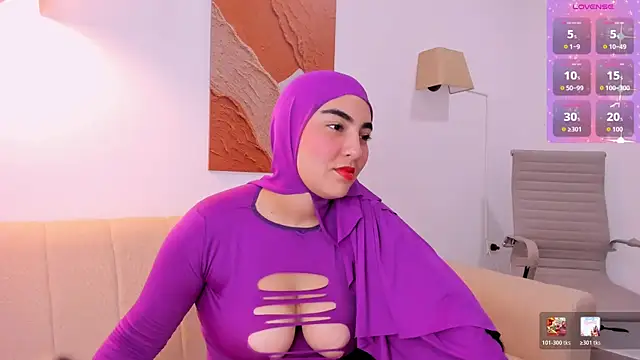 Malika Noor online show from 06.29.26