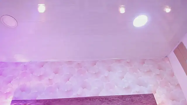 Emma Dancer online show from 05.15.26