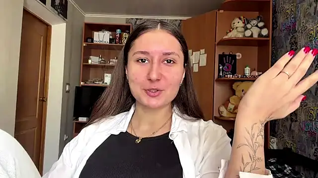 poly princess online show from 04.12.26