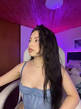 Snapshot of Mady_Pink chatting on 02.24.26 Mady Pink online show from 02.24.26