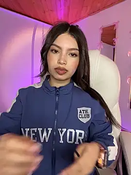 Snapshot of Mady_Pink chatting on 03.03.26 Mady Pink online show from 03.03.26