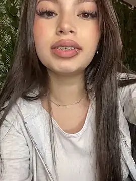 Snapshot of Mady_Pink chatting on 03.21.26 Mady Pink online show from 03.21.26