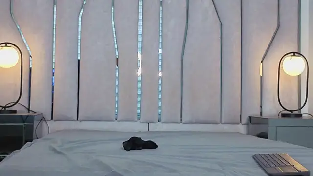 CHARLIE WALKERR online show from 04.16.26