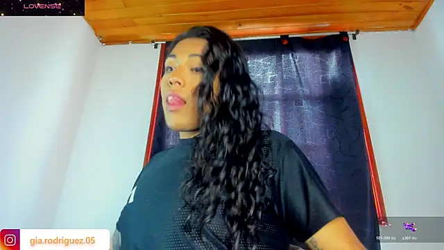 Snapshot of Jess_Hoffman chatting on 03.06.26 Jess Hoffman online show from 03.06.26