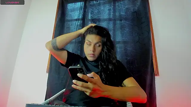 Snapshot of Jess_Hoffman chatting on 03.09.26 Jess Hoffman online show from 03.09.26