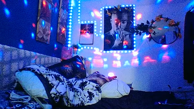 Snapshot of Sexymilf6992 chatting on 03.08.26 Sexymilf6992 online show from 03.08.26