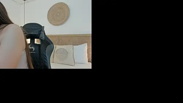 Snapshot of elaia_bridge chatting on 03.16.26 elaia bridge online show from 03.16.26