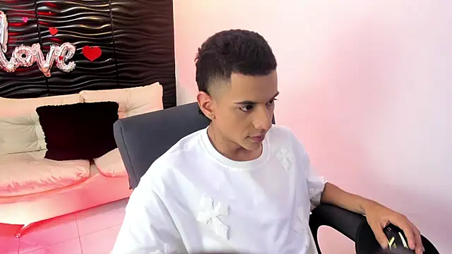 dominicjonnes online show from 03.30.26