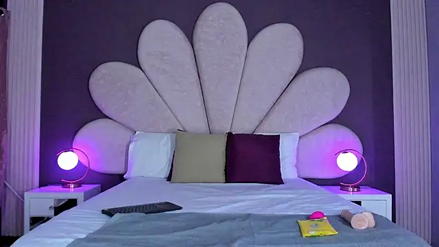 EmiilyRousee online show from 03.20.26