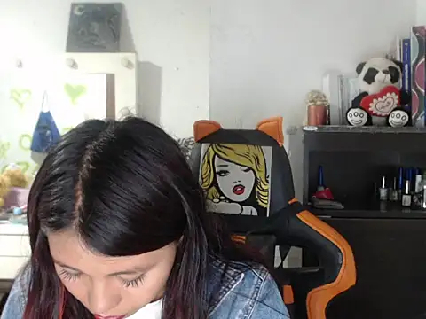 Snapshot of dulcecandy1919 chatting on 03.04.26 dulcecandy1919 online show from 03.04.26