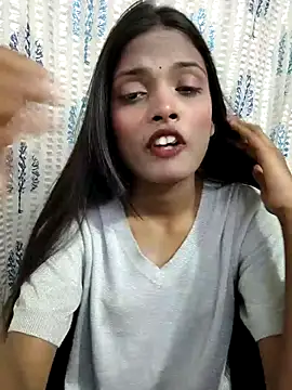 Snapshot of iam-anshika chatting on 04.15.26 iam-anshika online show from 04.15.26