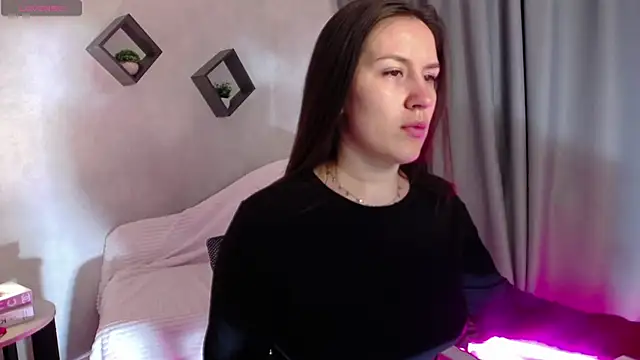 Snapshot of asti_bubbles chatting on 05.06.26 asti bubbles online show from 05.06.26
