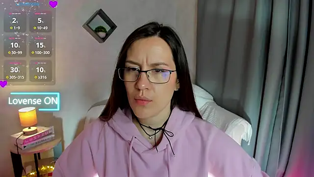 Snapshot of asti_bubbles chatting on 05.15.26 asti bubbles online show from 05.15.26