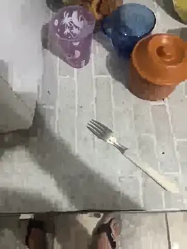 Snapshot of isk_vini chatting on 03.12.26 isk vini online show from 03.12.26