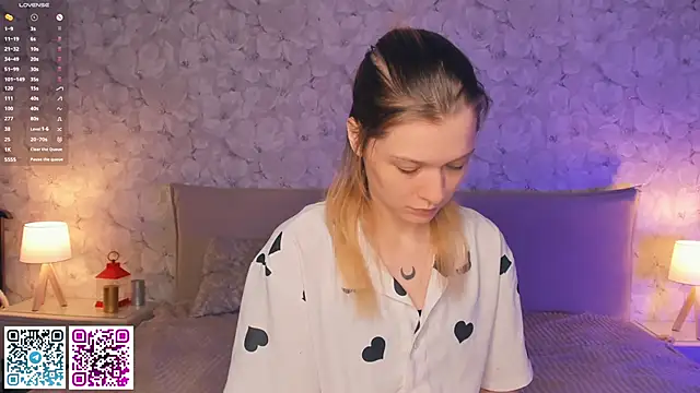 CleopatraHabibi online show from 05.30.26