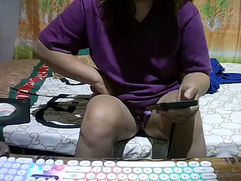 Snapshot of Radiant_smile chatting on 05.03.26 Radiant smile online show from 05.03.26