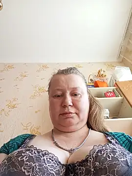 KiraStanton online show from 05.16.26