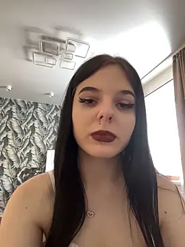 Snapshot of KrisHensley chatting on 02.21.26 KrisHensley online show from 02.21.26