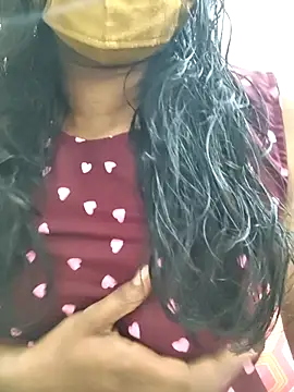 Shaliniqueen online show from 04.08.26