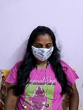 Shaliniqueen online show from 05.22.26