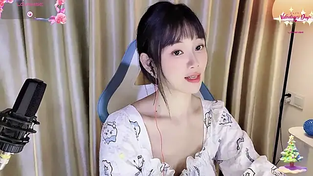 okyssa online show from 04.28.26