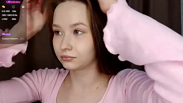 Snapshot of LeslieShay chatting on 03.25.26 LeslieShay online show from 03.25.26