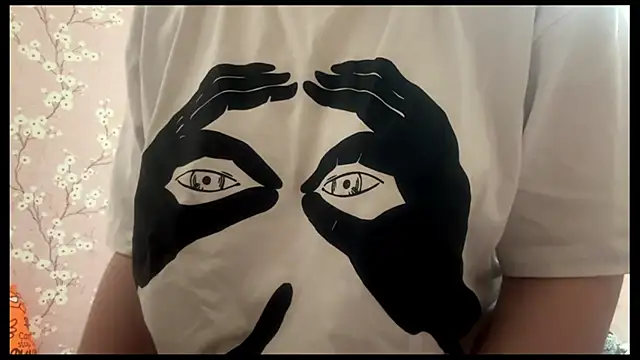 LiraDreamX online show from 04.18.26