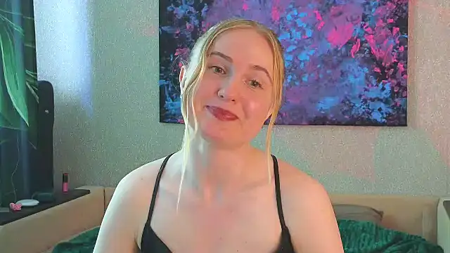 Snapshot of Lanavi_Smile chatting on 06.22.26 Lanavi Smile online show from 06.22.26