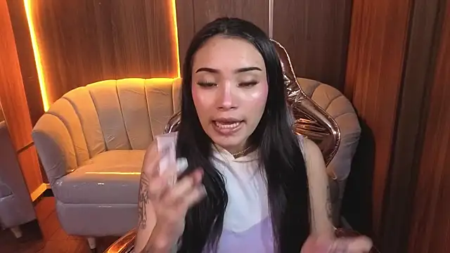 Daphne nicole b online show from 04.08.26