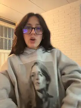 susi chimm online show from 04.15.26