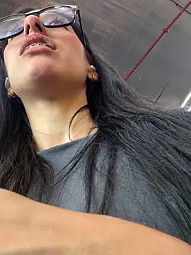 susi chimm online show from 04.15.26