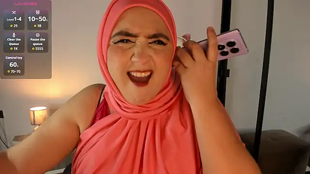 HijabiMilff online show from 05.13.26