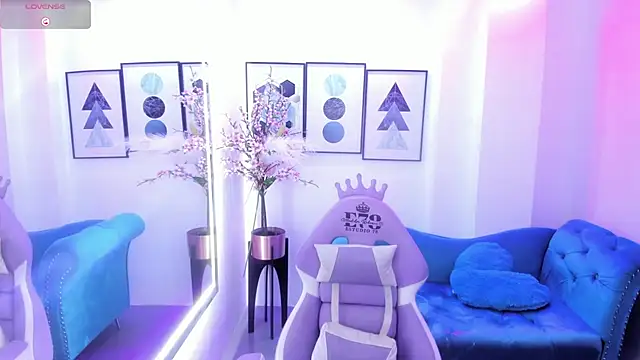 Chloe meoww online show from 07.31.26
