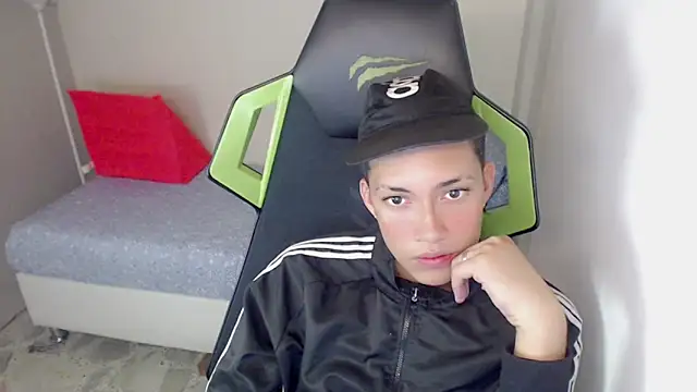 Street poemm  online show from 03.18.26