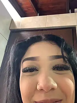 Iris Black online show from 04.11.26