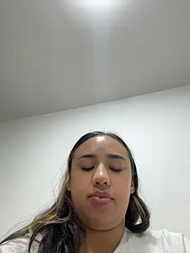 Snapshot of Eyssha chatting on 02.28.26 Eyssha online show from 02.28.26