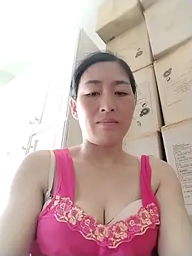 Snapshot of lris-Beauty77 chatting on 03.02.26 lris-Beauty77 online show from 03.02.26