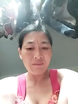 Snapshot of lris-Beauty77 chatting on 03.16.26 lris-Beauty77 online show from 03.16.26