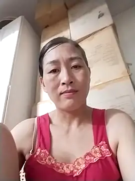 Snapshot of lris-Beauty77 chatting on 04.01.26 lris-Beauty77 online show from 04.01.26