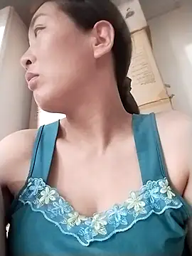 Snapshot of lris-Beauty77 chatting on 04.05.26 lris-Beauty77 online show from 04.05.26