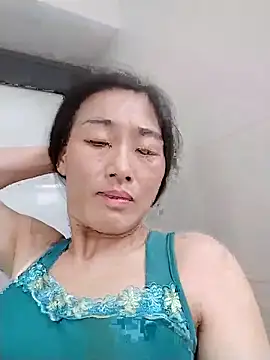 Snapshot of lris-Beauty77 chatting on 04.08.26 lris-Beauty77 online show from 04.08.26