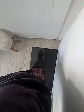 Snapshot of Heels_Suisse chatting on 03.09.26 Heels Suisse online show from 03.09.26