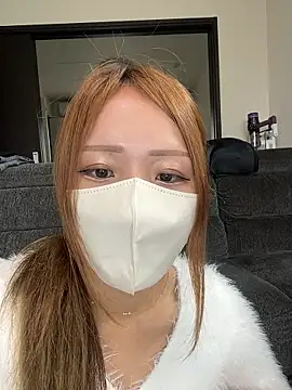 Snapshot of _RAN_ch chatting on 06.04.26 RAN ch online show from 06.04.26